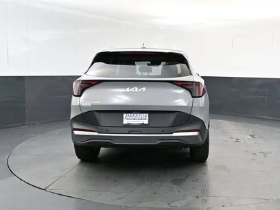 New 2026 Kia Sportage EX