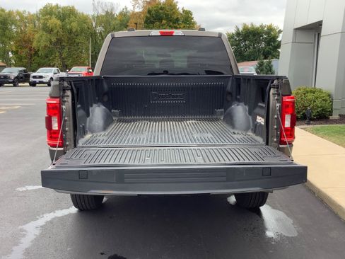 Used 2022 Ford F150 XLT image 6