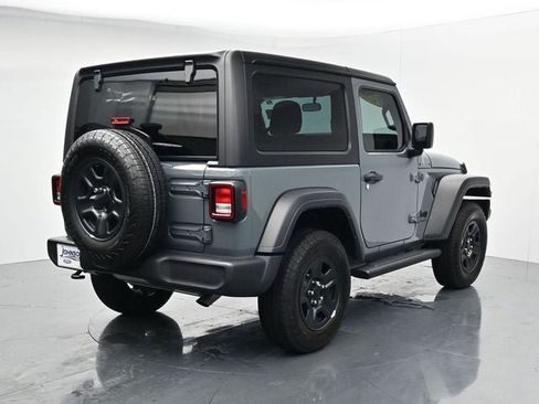 Used 2025 Jeep Wrangler Sport AWD/4WD image 9