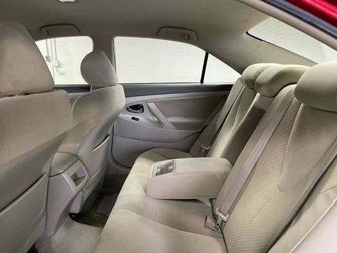 Used 2007 Toyota Camry LE FWD image 16