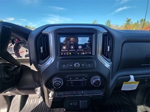 New 2026 Chevrolet Silverado 1500 W/T image 11