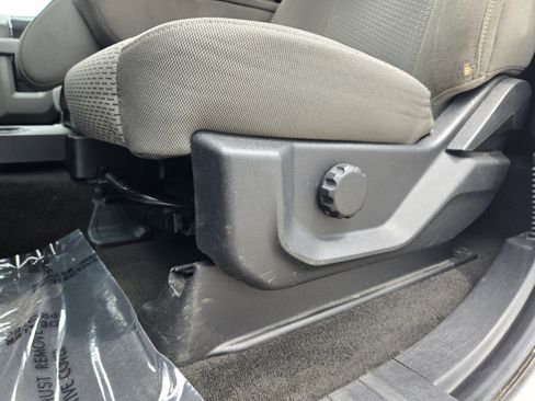 Used 2018 Ford F550 2WD Regular Cab Super Duty image 18