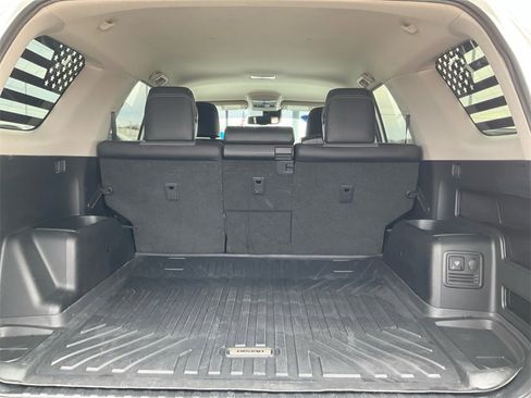 Used 2022 Toyota 4Runner SR5 Premium image 25