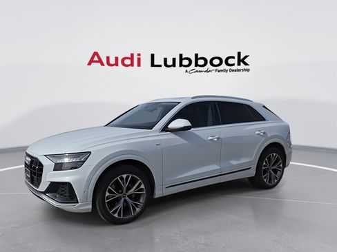 Used 2023 Audi Q8 Premium Plus image 4