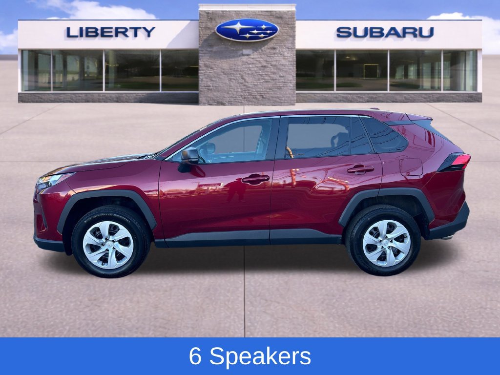 Used 2023 Toyota RAV4 LE AWD/4WD image 3
