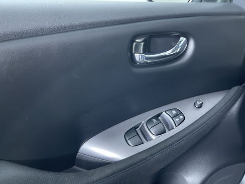 Certified 2025 Nissan Leaf S FWD image 14