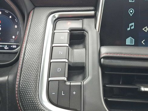 Used 2023 Chevrolet Suburban RST w/ Luxury Package AWD/4WD image 15