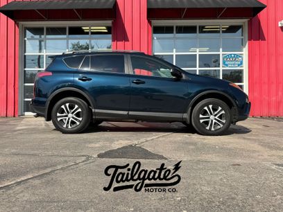 Used 2018 Toyota RAV4 LE w/ All Weather Liner Package