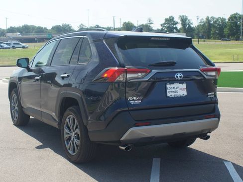 Used 2024 Toyota RAV4 Limited w/ Advanced Technology Package AWD/4WD image 16