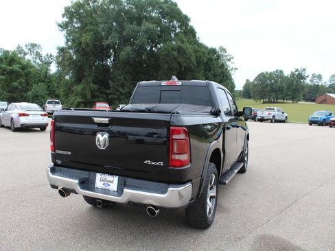 Used 2019 RAM 1500 Laramie AWD/4WD image 6