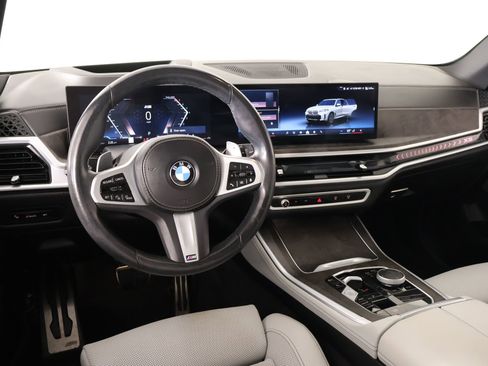 Used 2024 BMW X5 xDrive40i w/ M Sport Package AWD/4WD image 2