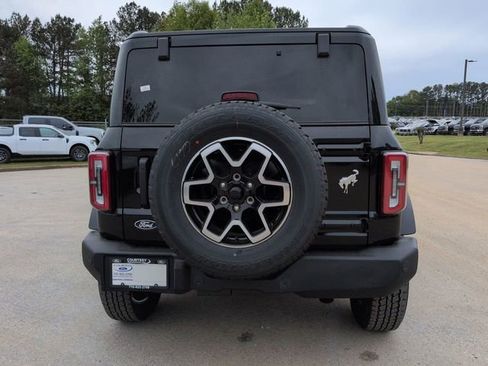 New 2026 Ford Bronco Outer Banks AWD/4WD image 5