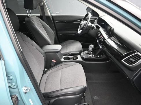 Certified 2026 Kia Seltos S AWD/4WD image 38