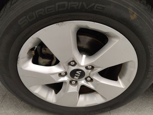 Used 2018 Kia Soul w/ Convenience Package image 31