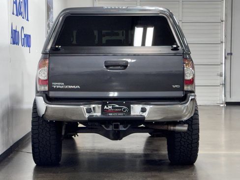 Used 2015 Toyota Tacoma 4x4 Double Cab w/ TRD Off-Road Package image 6