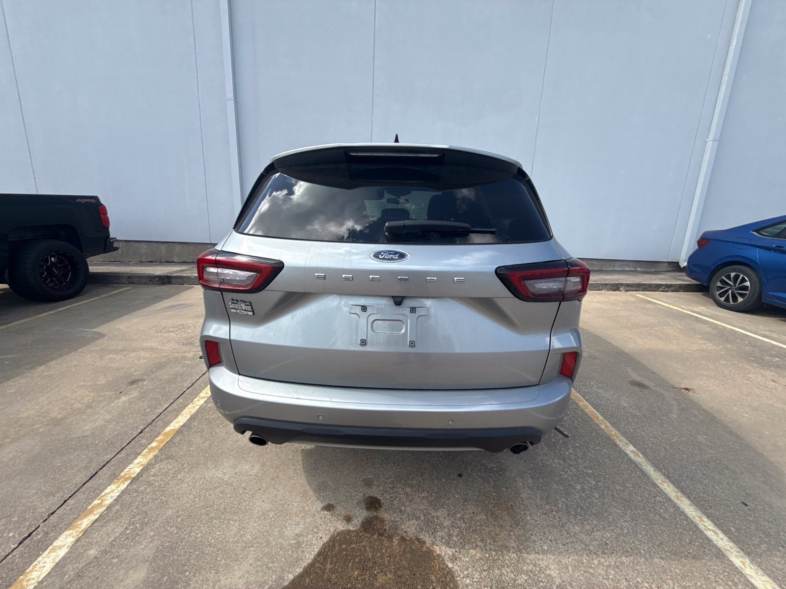 Used 2024 Ford Escape ST-Line w/ Tech Pack #1 FWD image 8