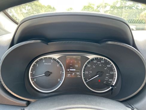 New 2025 Nissan Versa S w/ Trunk Package image 18