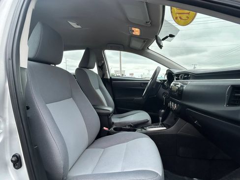 Used 2015 Toyota Corolla L FWD image 23