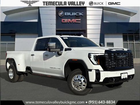 New 2026 GMC Sierra 3500 Denali Ultimate w/ LPO, Black Badging Package image 1