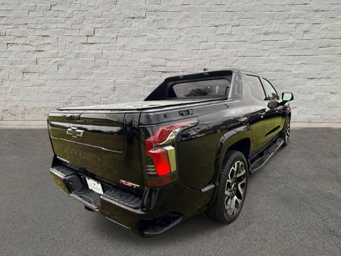 Used 2025 Chevrolet Silverado EV RST image 5