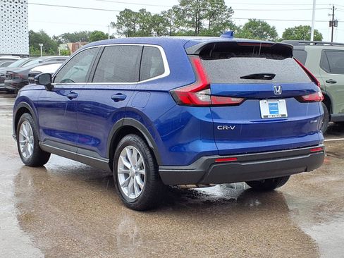 Used 2023 Honda CR-V EX image 3