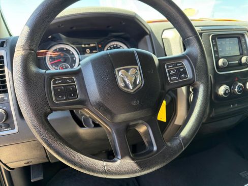 Used 2017 RAM 1500 Express w/ Black Ram 1500 Express Group AWD/4WD image 22