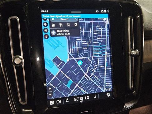 Used 2023 Volvo XC40 B5 Plus w/ Protection Package Premier image 13