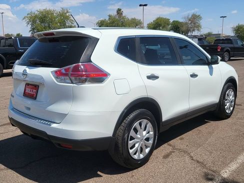 Used 2016 Nissan Rogue S FWD image 11