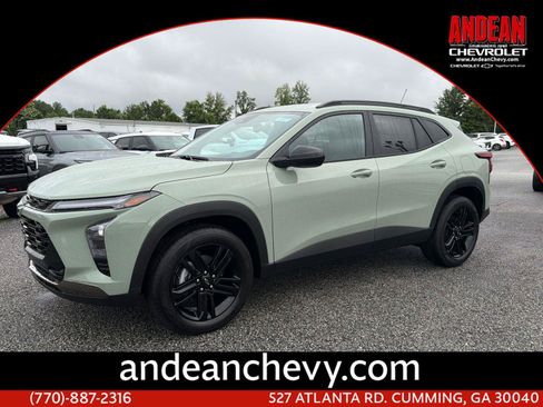 New 2026 Chevrolet Trax ACTIV w/ Driver Confidence Package FWD image 1