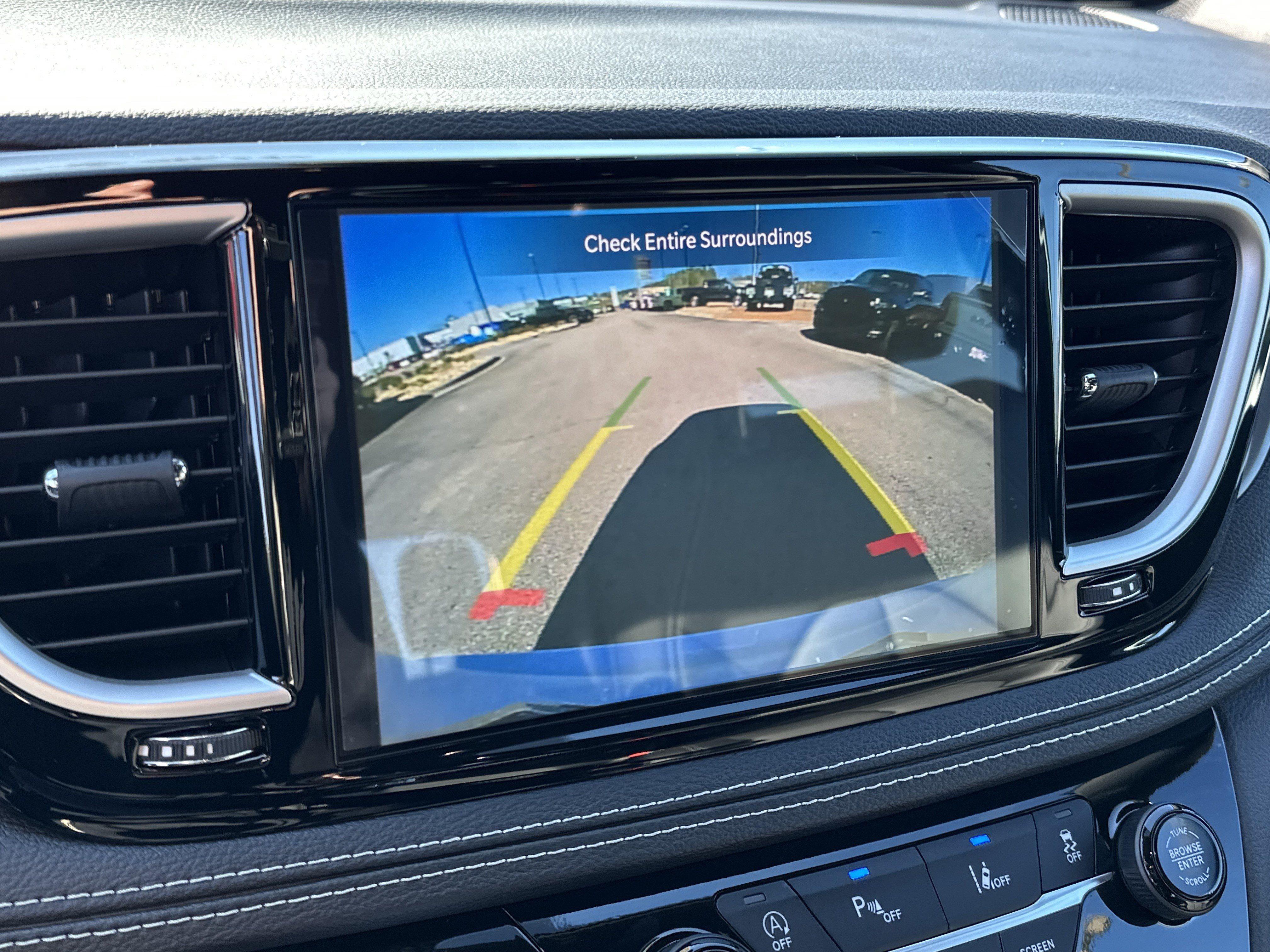 New 2026 Chrysler Pacifica Select FWD image 32