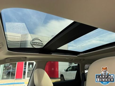 Used 2022 Nissan Murano SL w/ SL Moonroof Package AWD/4WD image 2