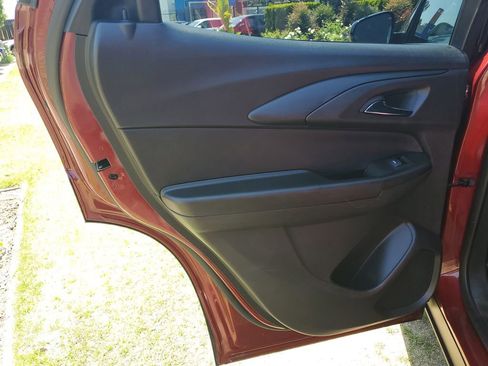 Used 2023 Chevrolet TrailBlazer RS w/ Sun and Liftgate Package FWD image 17