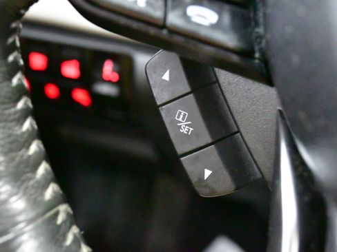 Used 2022 Subaru Forester Limited image 43