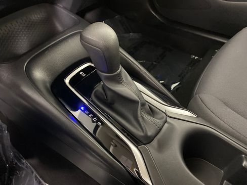 Used 2024 Toyota Corolla LE image 19