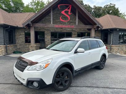 Used 2013 Subaru Outback 3.6R Limited w/ Moonroof Pkg