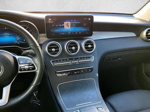 Certified 2022 Mercedes-Benz GLC 300 image 8