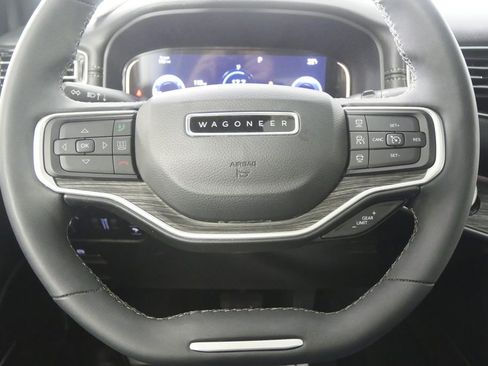 Used 2022 Jeep Wagoneer Series II w/ Premium Group I image 21