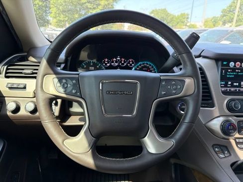 Used 2017 GMC Yukon Denali w/ Open Road Package AWD/4WD image 12
