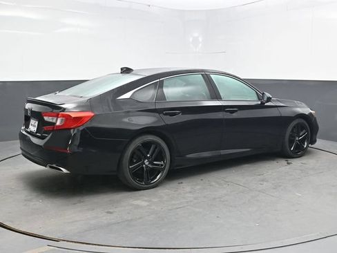 Used 2019 Honda Accord Sport image 8