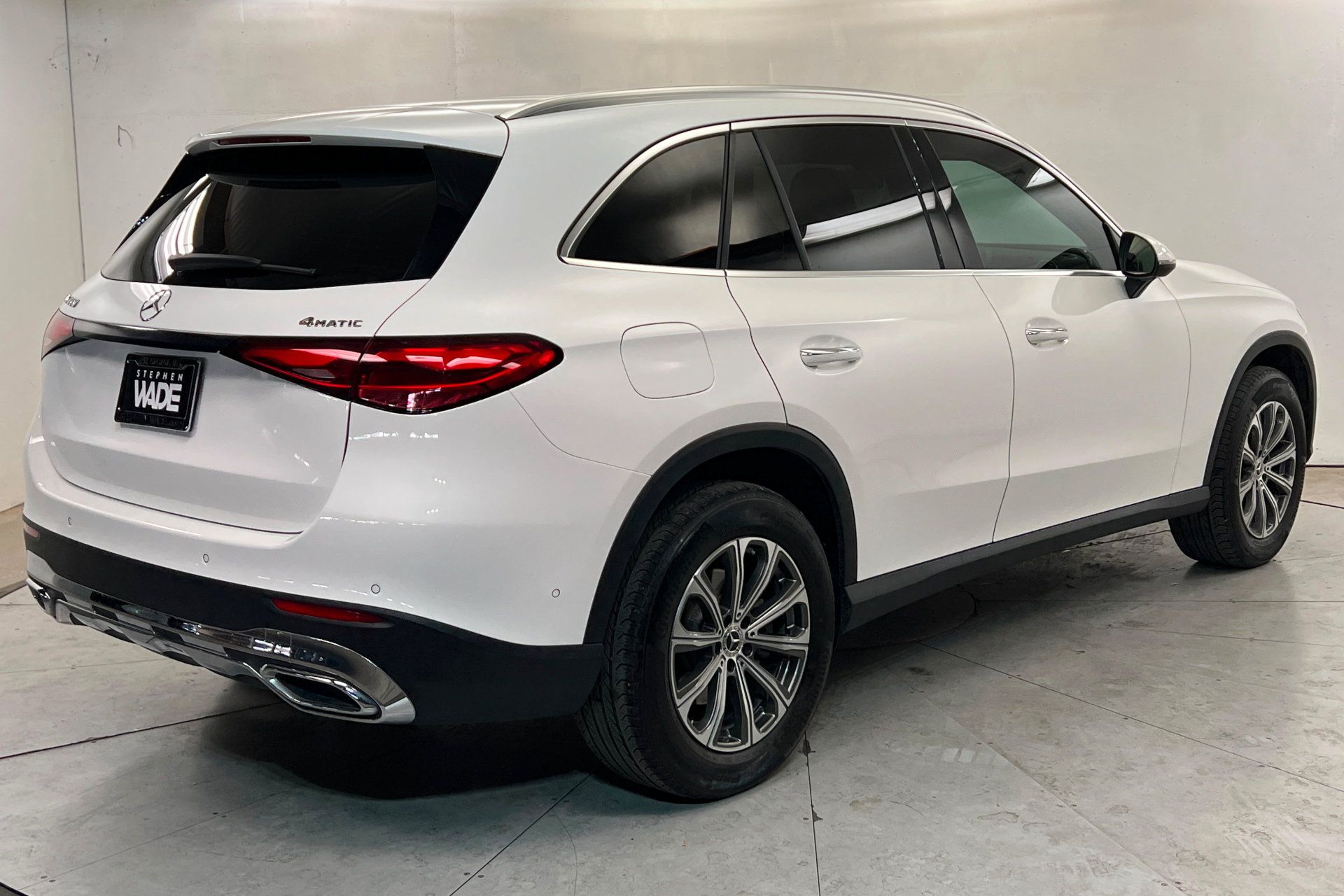 Used 2024 Mercedes-Benz GLC 300 4MATIC image 6