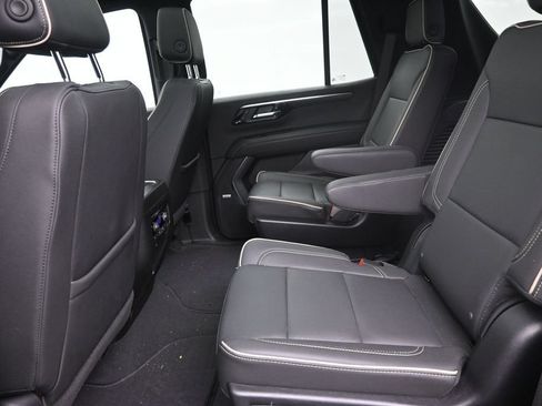 Used 2025 Chevrolet Tahoe Premier w/ Sun And Tow Package RWD image 15