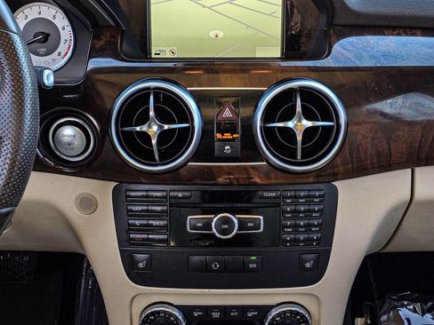 Used 2015 Mercedes-Benz GLK 350 GLK 350 image 19