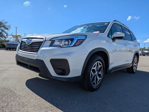 Used 2020 Subaru Forester Premium image 9