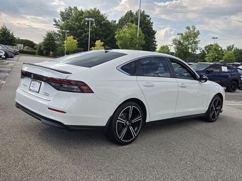 Used 2024 Honda Accord Sport image 8