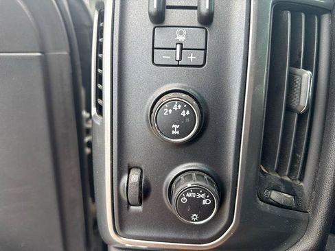 Used 2015 Chevrolet Silverado 2500 LT AWD/4WD image 14