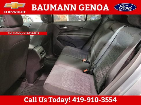 Used 2024 Chevrolet Equinox LT FWD image 18