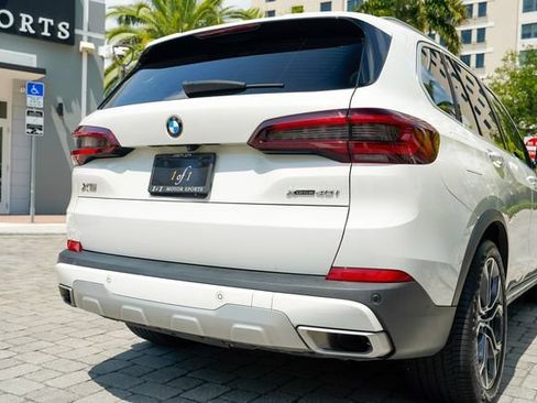 Used 2023 BMW X5 xDrive40i w/ Parking Assistance Package AWD/4WD image 46