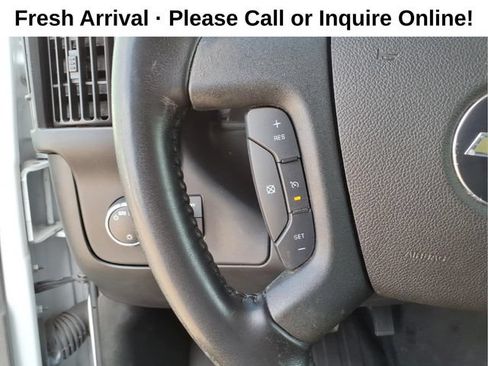 Used 2021 Chevrolet Express 3500 w/ Driver Convenience Package RWD image 16