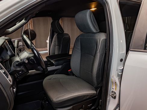 Used 2021 RAM 2500 Big Horn w/ Night Edition image 22