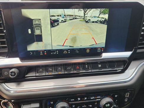 Used 2024 Chevrolet Silverado 1500 High Country w/ High Country Premium Package RWD image 17